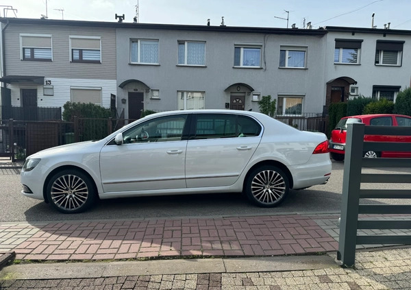 Skoda Superb cena 59999 przebieg: 150000, rok produkcji 2013 z Chmielnik małe 92